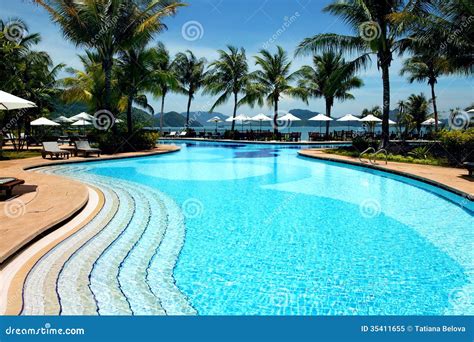 Swimming Pool Resort No Problem .